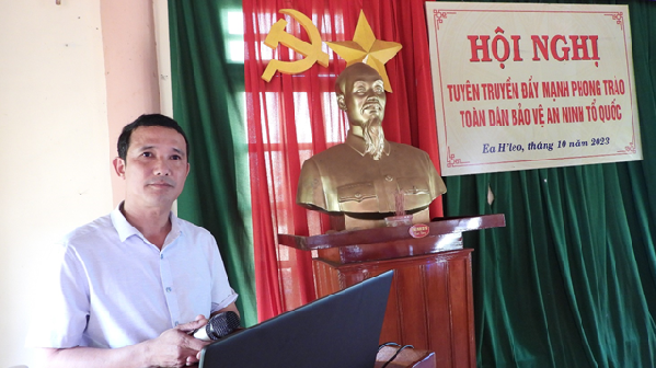 Tuyên truyền đẩy mạnh phong trào bảo vệ an ninh Tổ quốc tại buôn Dran, xã Ea Tir